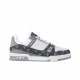 LOUIS VUITTON Trainer Gray and White