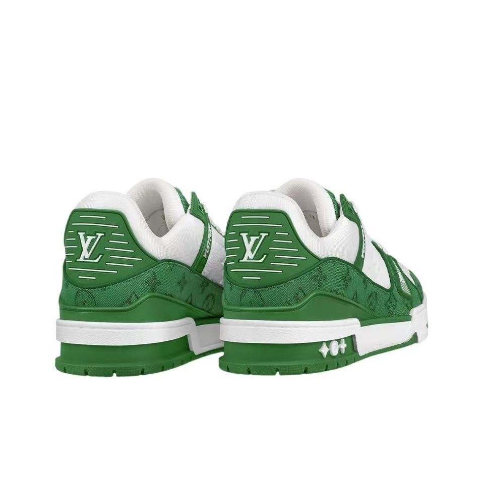 LOUIS VUITTON Trainer Green and White