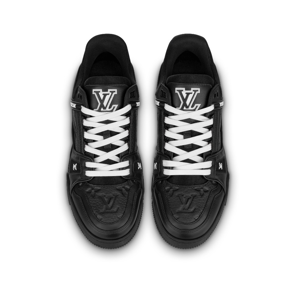 LOUIS VUITTON Trainer Black