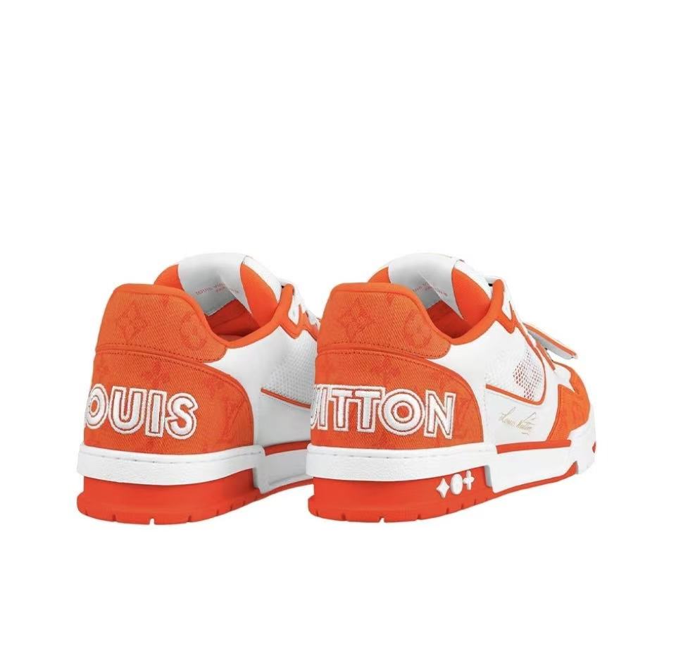 LOUIS VUITTON Trainer Orange and White